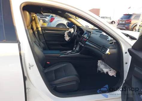 2018 Honda Accord Sport z USA, uszkodzony, nr VIN 1HGCV1F3XJA264460